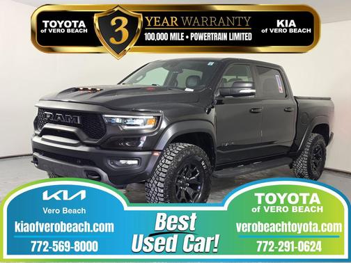 Diamond Black Crystal Pearlcoat 2022 RAM 1500 TRX