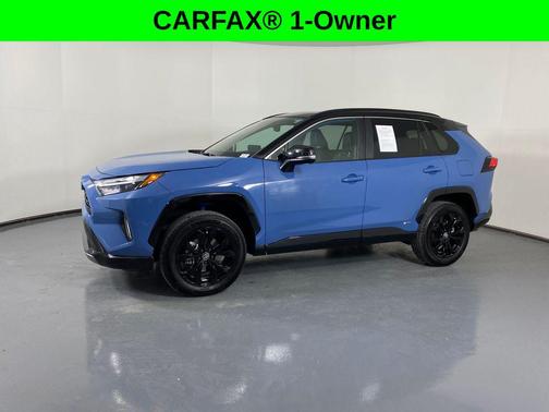 2023 Toyota RAV4 Hybrid SE