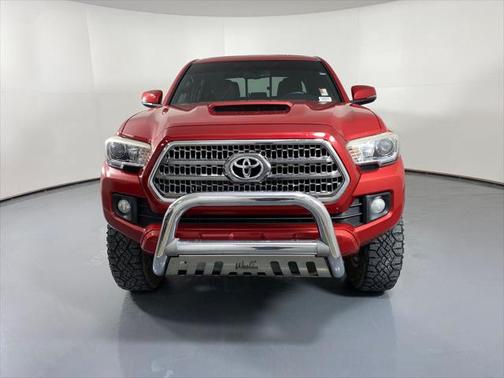 2016 Toyota Tacoma TRD Sport