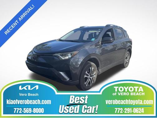 Magnetic Gray Metallic 2018 Toyota RAV4 LE