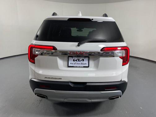 2023 GMC Acadia FWD SLT