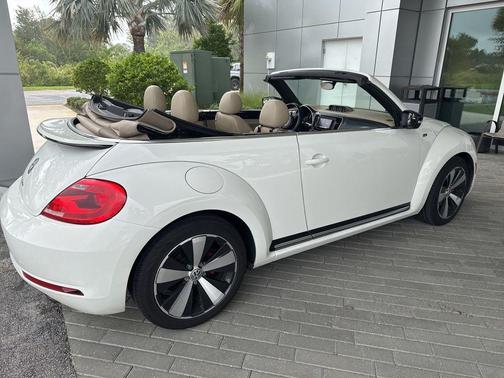 2014 Volkswagen Beetle DSG 2.0T R-Line