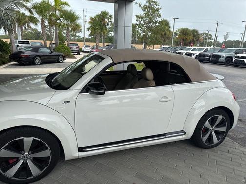 2014 Volkswagen Beetle DSG 2.0T R-Line