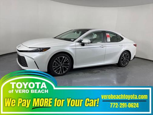 2025 Toyota Camry XLE