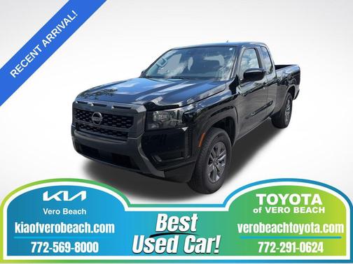 Super Black 2025 Nissan Frontier SV