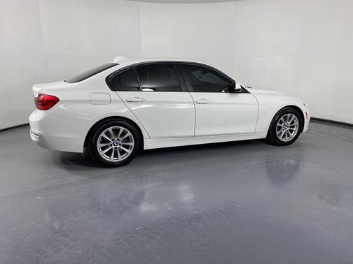 2018 BMW 320 i