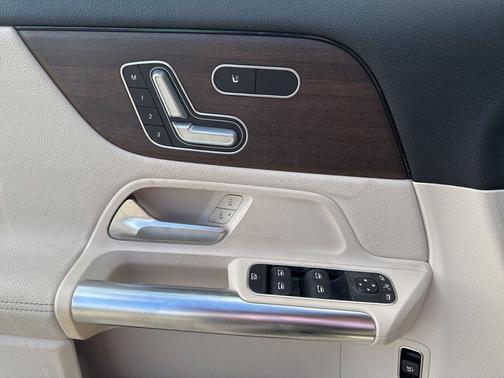 2021 Mercedes-Benz GLA 250 Base 4MATIC