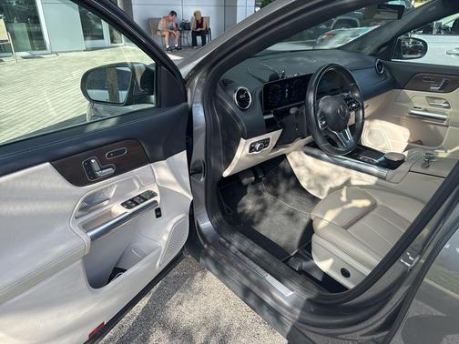 2021 Mercedes-Benz GLA 250 Base 4MATIC