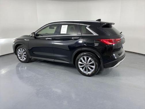 2022 INFINITI QX50 LUXE