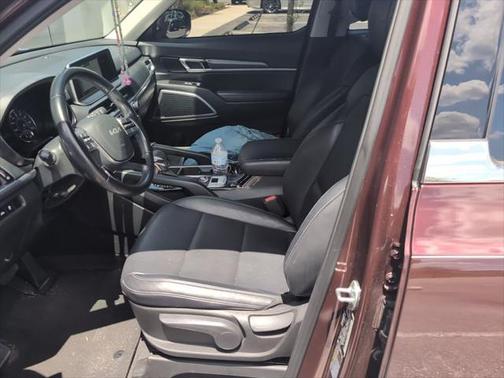 2022 Kia Telluride LX