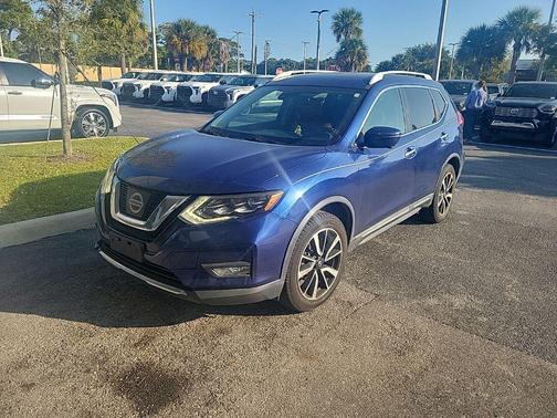 2017 Nissan Rogue SL