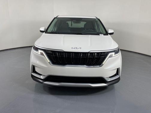 2022 Kia Carnival LXS