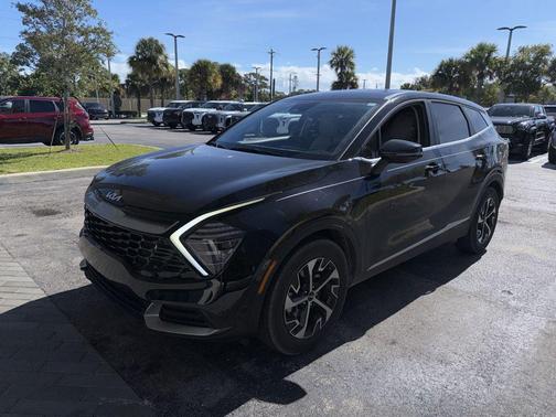 2025 Kia Sportage EX