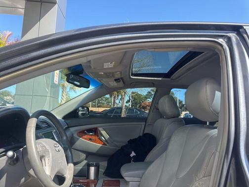 2011 Toyota Camry XLE