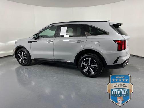2023 Kia Sorento EX