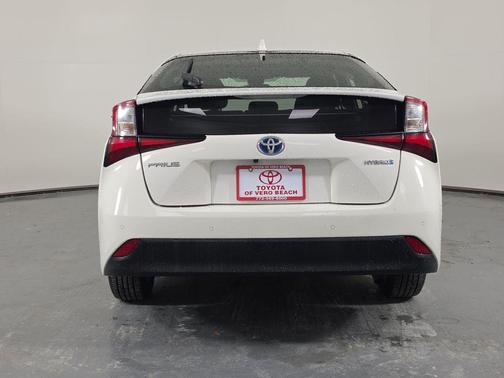 Super White 2021 Toyota Prius LE