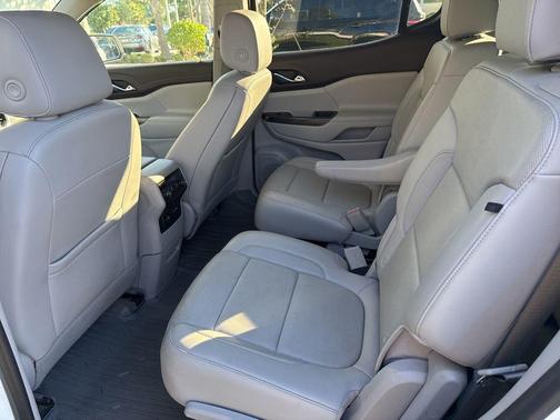 2020 GMC Acadia AWD SLT