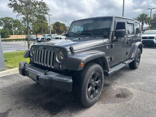 2016 Jeep Wrangler Unlimited Sahara