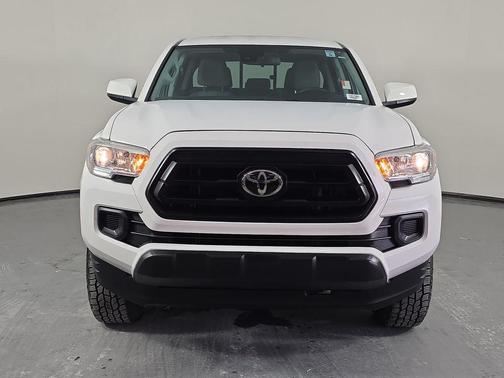 0040 2022 Toyota Tacoma SR