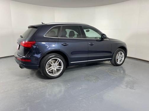 2017 Audi Q5 2.0T Premium Plus