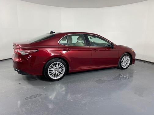 2020 Toyota Camry XLE