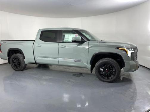 2025 Toyota Tundra Hybrid Platinum