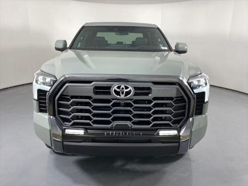 2025 Toyota Tundra Hybrid Platinum