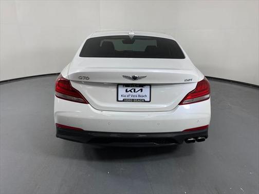 2020 Genesis G70 2.0T RWD