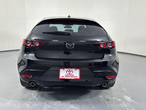 2019 Mazda Mazda3 FWD w/Premium Package