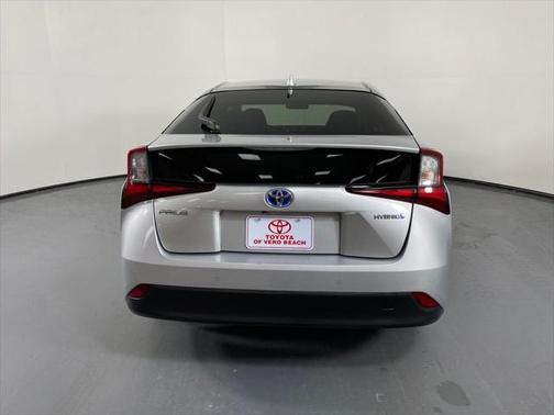 2020 Toyota Prius LE