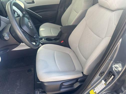 2022 Toyota Corolla Cross L