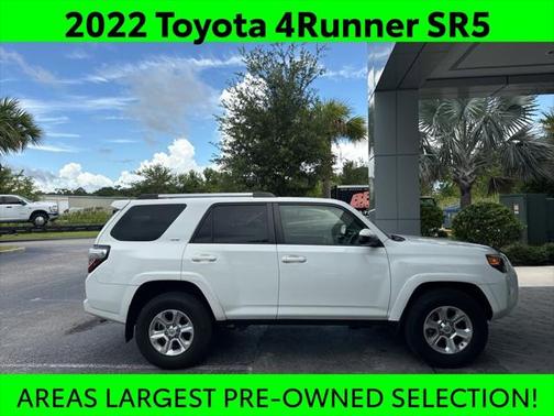 2022 Toyota 4Runner SR5