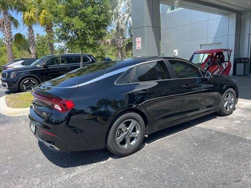 2022 Kia K5 LXS