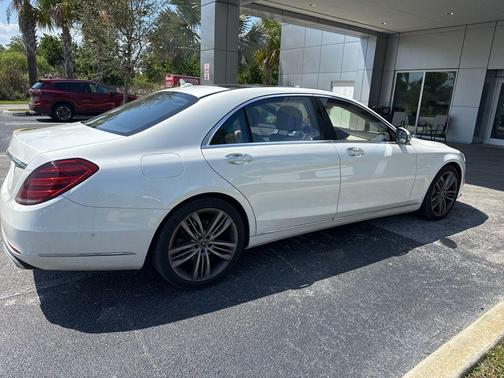 White 2019 Mercedes-Benz S-Class S 560