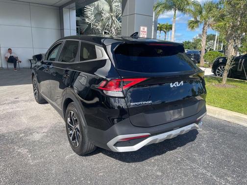 2025 Kia Sportage EX