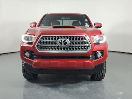 2017 Toyota Tacoma TRD Sport