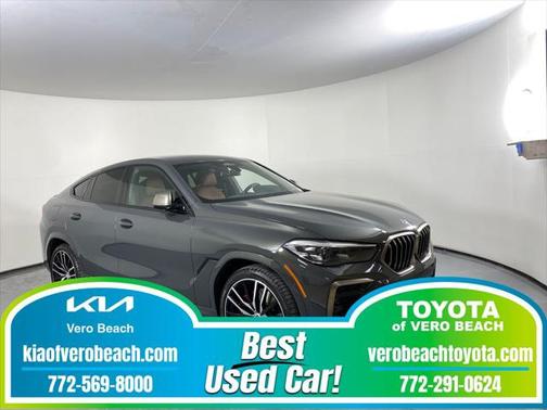 2022 BMW X6 M50i