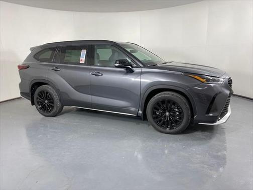 2025 Toyota Highlander XSE