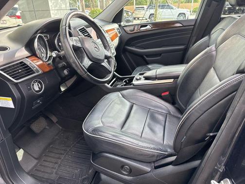 2013 Mercedes-Benz M-Class 4MATIC