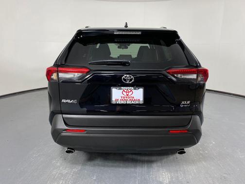 2025 Toyota RAV4 Hybrid XLE Premium