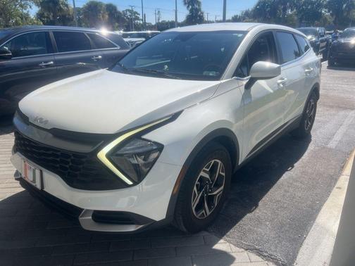 2023 Kia Sportage LX