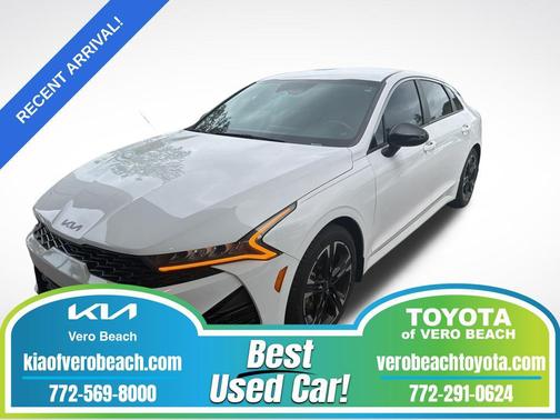 Glacial White Pearl 2022 Kia K5 GT-Line