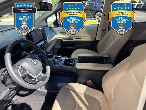 2021 Toyota Sienna XLE 8 Passenger