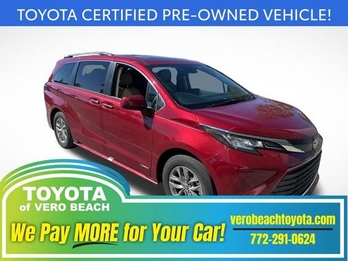 2021 Toyota Sienna XLE 8 Passenger