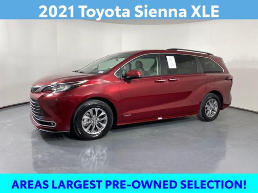 2021 Toyota Sienna XLE 8 Passenger