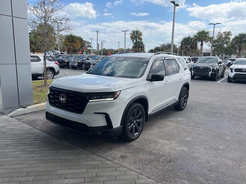 2025 Honda Pilot Sport