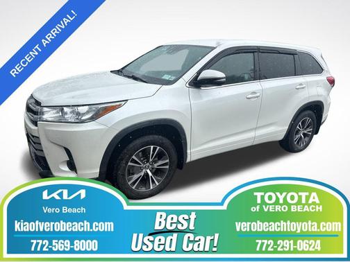 Blizzard Pearl 2017 Toyota Highlander LE