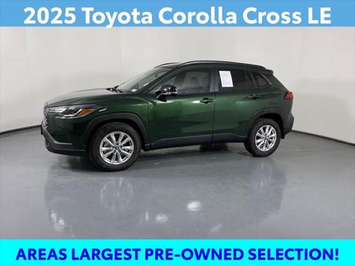 2025 Toyota Corolla Cross LE