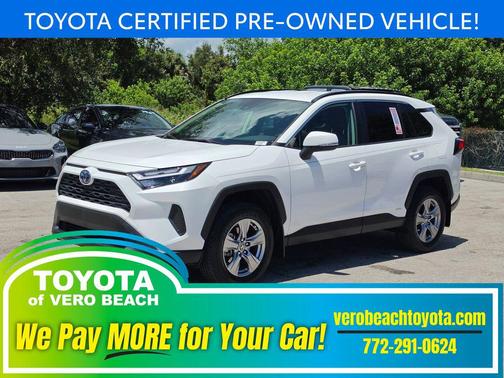 White 2022 Toyota RAV4 Hybrid XLE