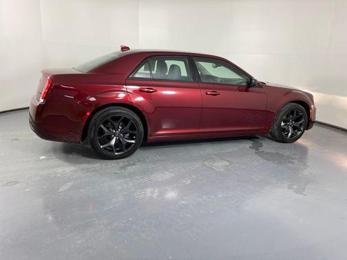 2023 Chrysler 300 Touring
